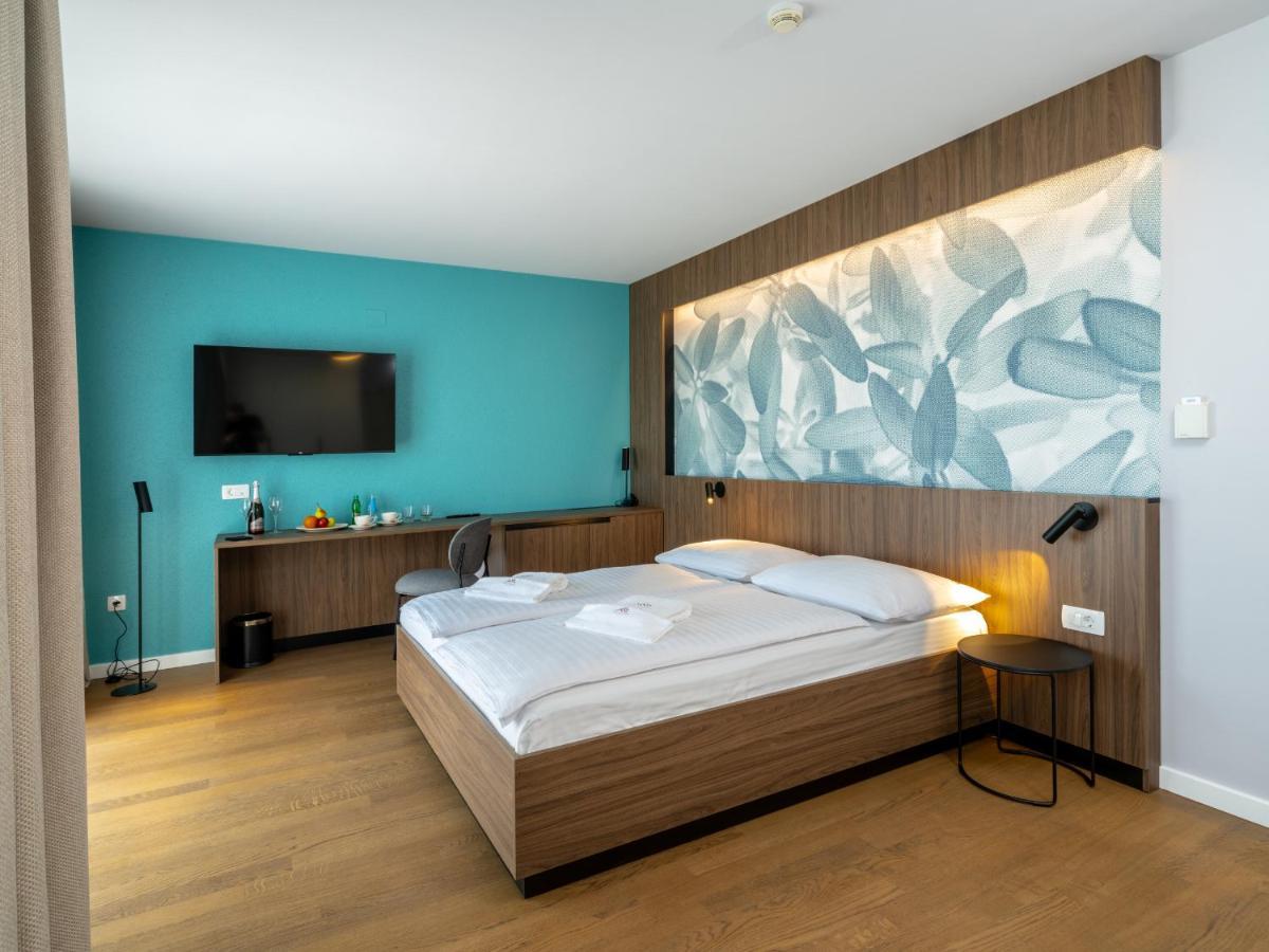 Hotel Villa Rosetta Savudrija Extérieur photo